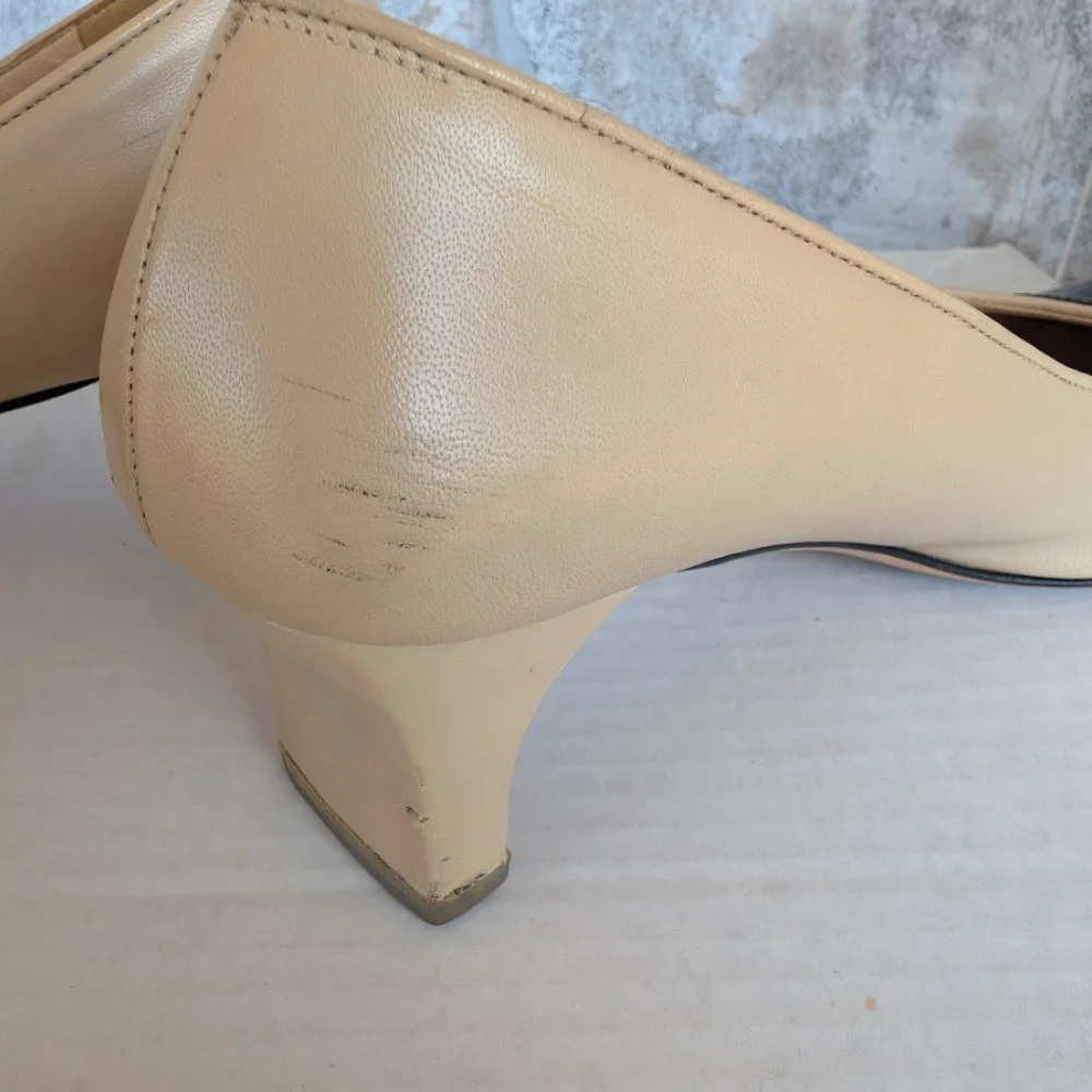 Salvatore Ferragamo SHARI Captoe Gazelle Nappa Leather Pumps 7AA - Picture 9 of 12